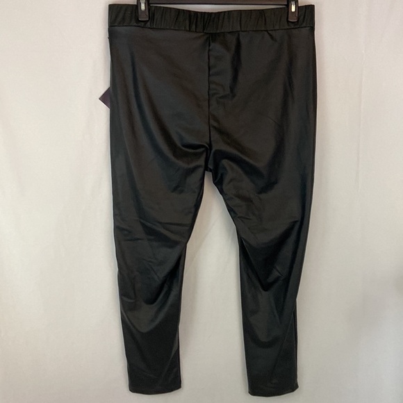 AVA VIV Women’s Black Vegan Leather Pants Size 2X - Picture 4 of 10